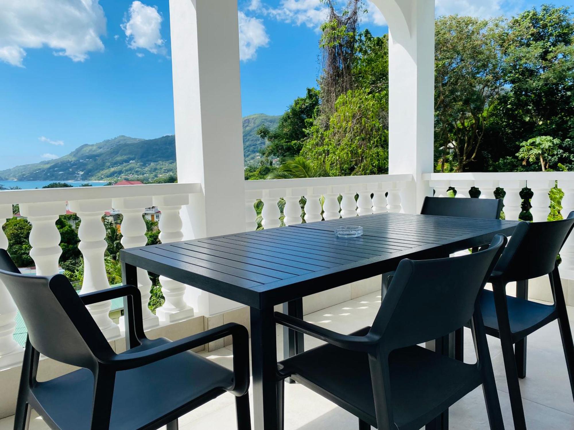 Oceanic View Apartments Бо-Валлон Экстерьер фото