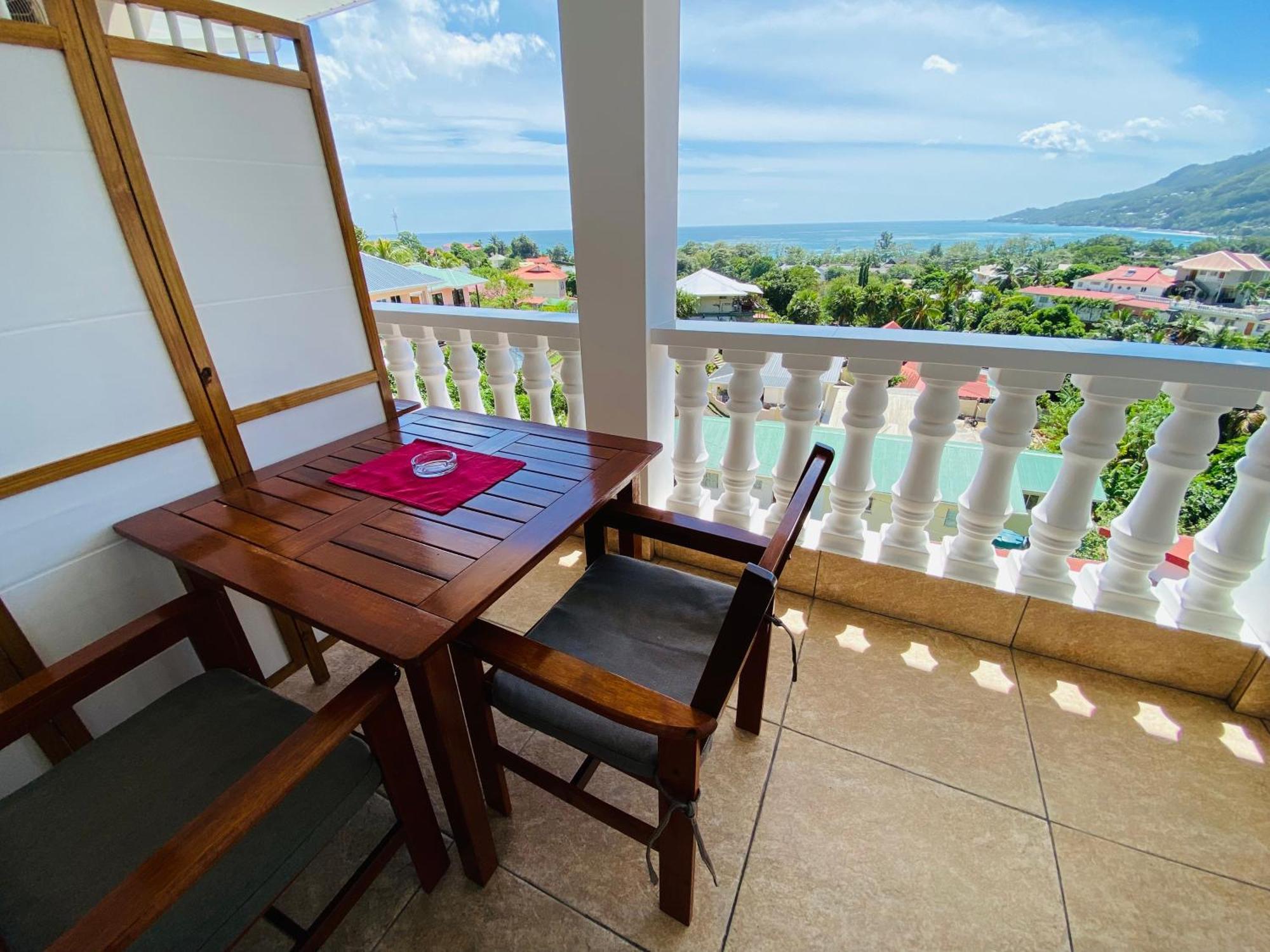 Oceanic View Apartments Бо-Валлон Экстерьер фото