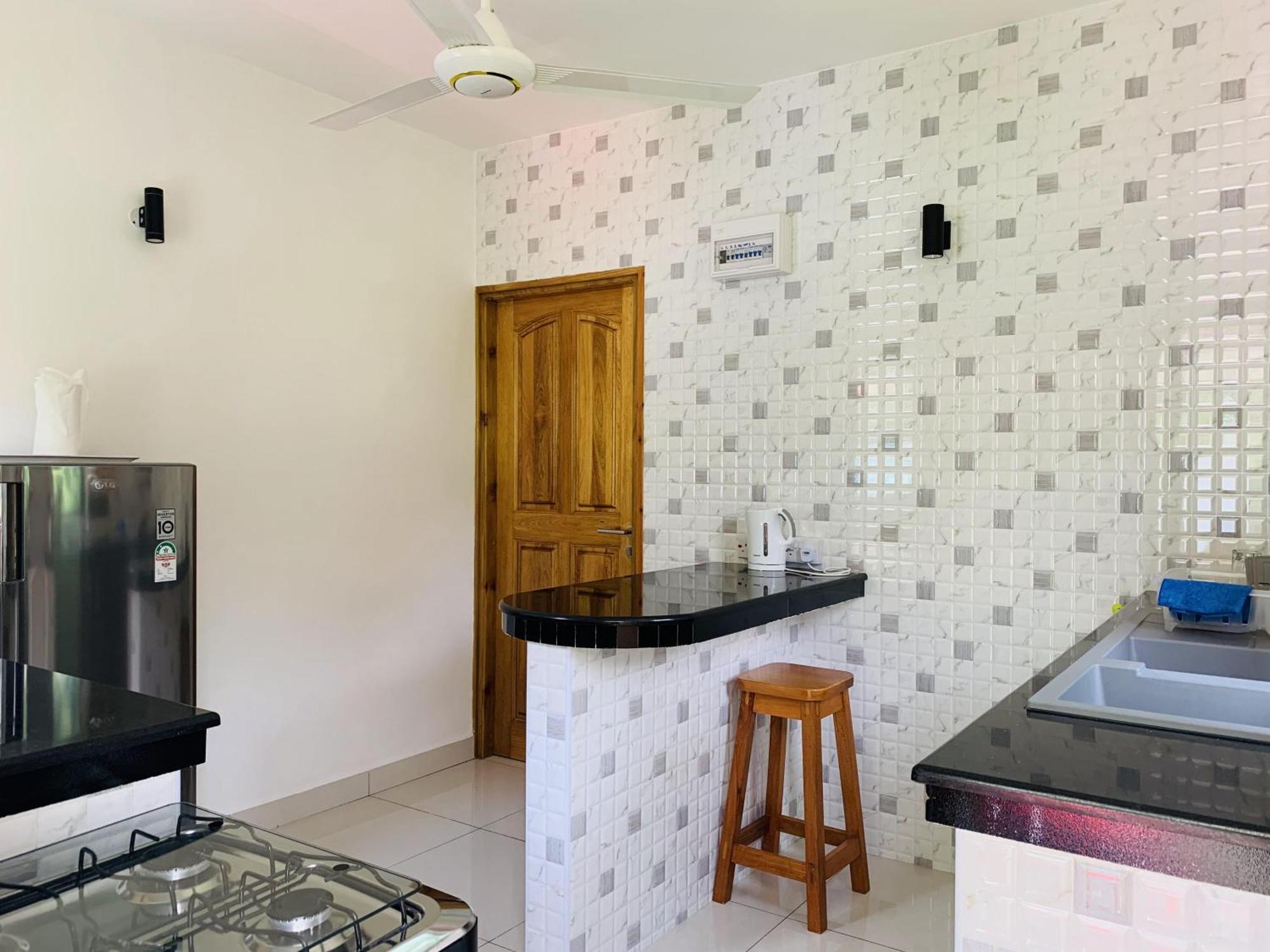 Oceanic View Apartments Бо-Валлон Экстерьер фото