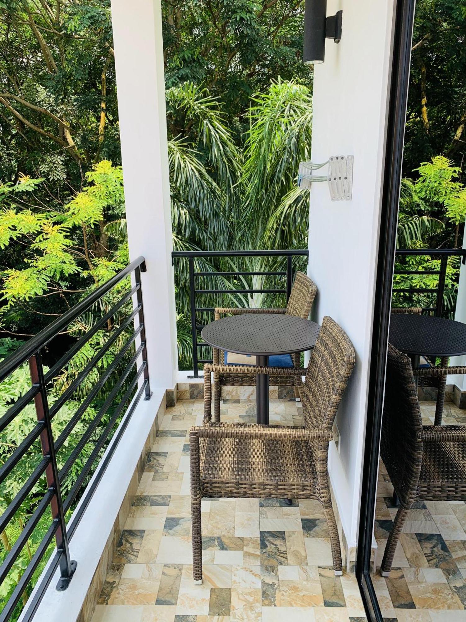 Oceanic View Apartments Бо-Валлон Экстерьер фото
